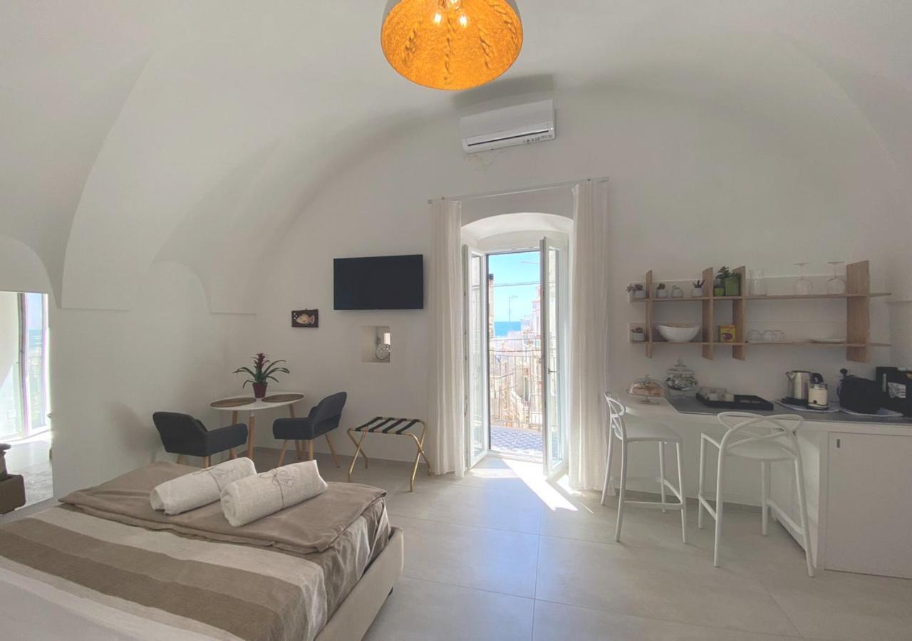 Vieste Suite Bagian luar foto